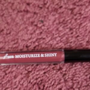 Moisturize & Shiny Lip Gloss - Rose Pink